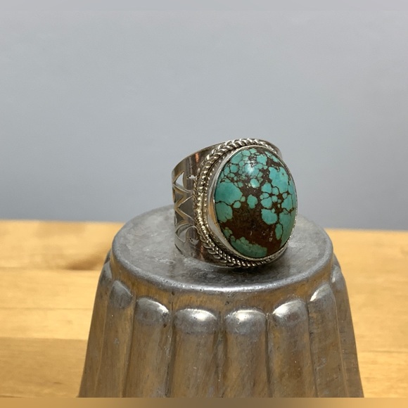 Sterling Silver Turquoise Ring - Picture 5 of 10